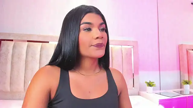 Snapshot of AlaiaMoretti_ chatting on May 22, 2026, 11:54 pm AlaiaMoretti online show from May 22, 2026, 11:54 pm