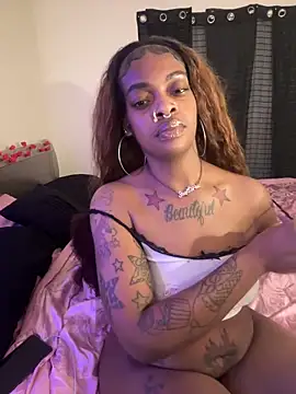 wavywavy12 online show from April 10, 2026, 2:28 am