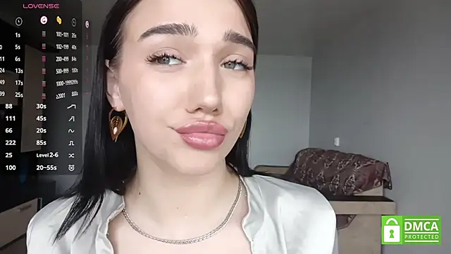 GilberteBauch online show from March 28, 2026, 4:01 am