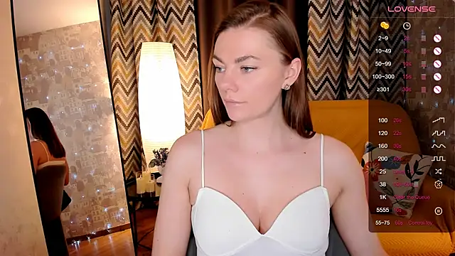 ParisJackson online show from April 6, 2026, 8:48 am