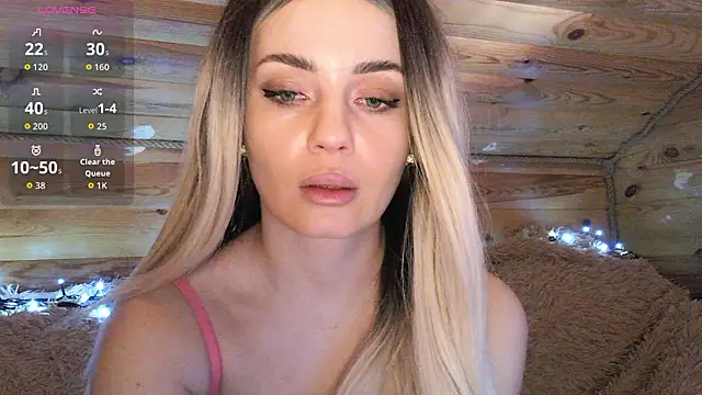 Snapshot of angel_l_v chatting on March 4, 2026, 8:31 am angel l v online show from March 4, 2026, 8:31 am