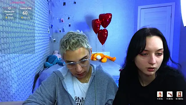 LuxuryLoverss online show from March 3, 2026, 11:05 am