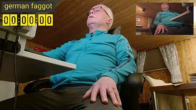 Snapshot of otto0775 chatting on February 23, 2026, 5:54 pm otto0775 online show from February 23, 2026, 5:54 pm