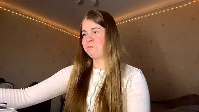 Snapshot of Amy_Maev chatting on March 16, 2026, 2:54 pm Amy Maev online show from March 16, 2026, 2:54 pm