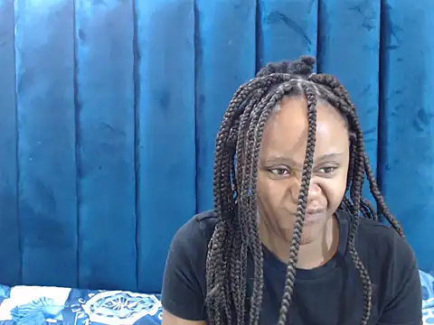 CreamyTea online show from March 7, 2026, 9:17 am