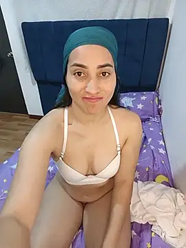 Snapshot of ANGELY_WET_JEET chatting on June 8, 2026, 7:58 pm ANGELY WET JEET online show from June 8, 2026, 7:58 pm
