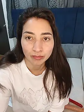 Snapshot of ANGELY_WET_JEET chatting on June 26, 2026, 3:11 am ANGELY WET JEET online show from June 26, 2026, 3:11 am