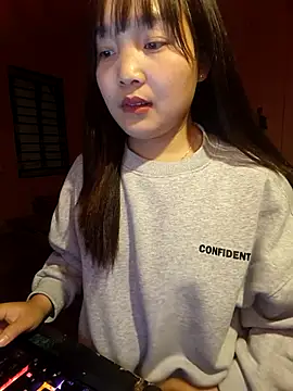 Snapshot of Myna5790 chatting on March 4, 2026, 2:01 pm Myna5790 online show from March 4, 2026, 2:01 pm