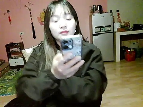 Snapshot of Myna5790 chatting on March 9, 2026, 1:31 am Myna5790 online show from March 9, 2026, 1:31 am