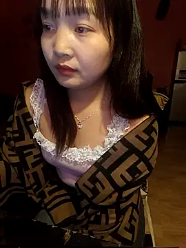 Snapshot of Myna5790 chatting on March 10, 2026, 1:43 am Myna5790 online show from March 10, 2026, 1:43 am