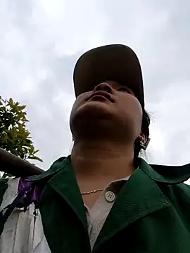 Snapshot of Myna5790 chatting on March 13, 2026, 1:34 am Myna5790 online show from March 13, 2026, 1:34 am