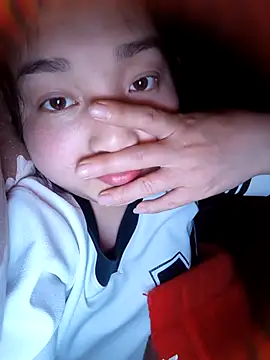 Snapshot of Myna5790 chatting on March 21, 2026, 9:51 pm Myna5790 online show from March 21, 2026, 9:51 pm