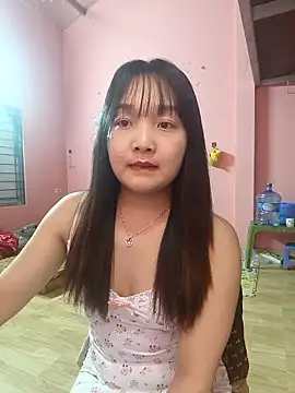 Snapshot of Myna5790 chatting on April 5, 2026, 2:36 pm Myna5790 online show from April 5, 2026, 2:36 pm