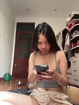 Miumieu2 online show from April 6, 2026, 3:37 am