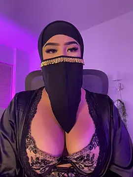 Snapshot of Yasmin_cute chatting on July 24, 2026, 1:31 pm Yasmin cute online show from July 24, 2026, 1:31 pm