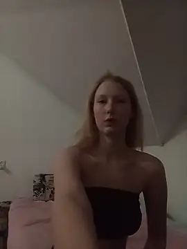 Snapshot of TanyaSavel chatting on February 23, 2026, 2:36 pm TanyaSavel online show from February 23, 2026, 2:36 pm