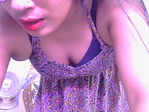 Snapshot of Aayesha-queen chatting on March 15, 2026, 3:56 am Aayesha-queen online show from March 15, 2026, 3:56 am