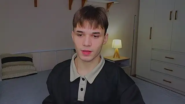 nixyasebe online show from March 8, 2026, 5:00 am