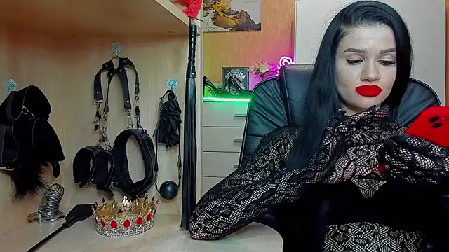 KristiTopxx online show from February 21, 2026, 10:33 pm