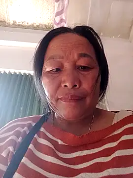 heesuu11 online show from March 1, 2026, 4:03 am