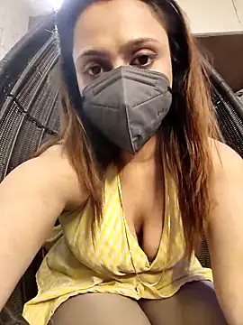 ChocoLustGirl online show from April 5, 2026, 2:14 pm