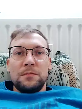 Snapshot of GaryJohnson79 chatting on March 3, 2026, 1:50 pm GaryJohnson79 online show from March 3, 2026, 1:50 pm