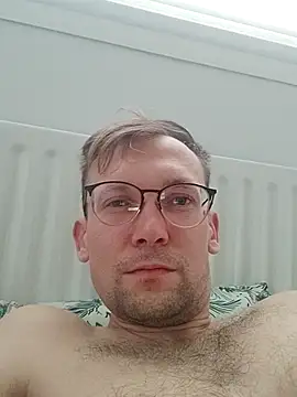Snapshot of GaryJohnson79 chatting on March 10, 2026, 10:20 am GaryJohnson79 online show from March 10, 2026, 10:20 am