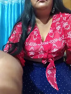 Moonae online show from March 27, 2026, 11:10 am