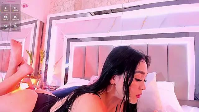 Samantha-Pardo online show from March 13, 2026, 4:35 pm