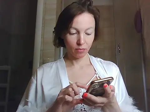 Snapshot of angelicfenix chatting on March 4, 2026, 12:55 pm angelicfenix online show from March 4, 2026, 12:55 pm