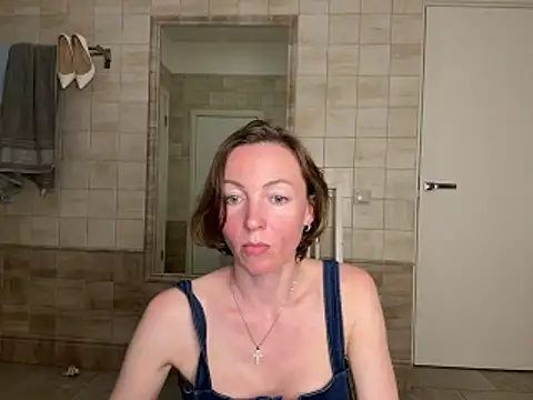 Snapshot of angelicfenix chatting on March 31, 2026, 3:56 pm angelicfenix online show from March 31, 2026, 3:56 pm