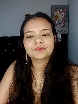 Snapshot of Emily_Rouse23 chatting on May 6, 2026, 3:46 am Emily Rouse23 online show from May 6, 2026, 3:46 am