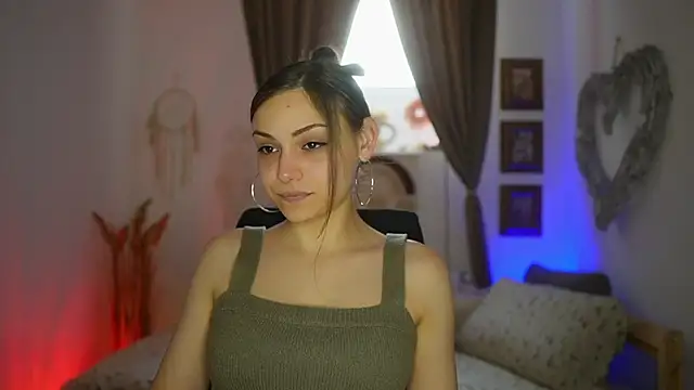 Snapshot of Sidney_Sweety chatting on May 10, 2026, 1:05 pm Sidney Sweety online show from May 10, 2026, 1:05 pm