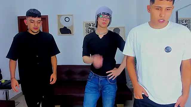 nobodyknows01 online show from March 2, 2026, 7:54 pm