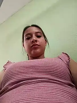 MaskedLatinaX online show from April 30, 2026, 8:04 pm