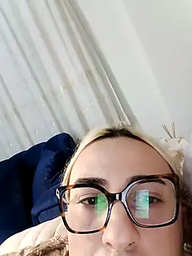 SarilicePamir online show from February 23, 2026, 8:28 pm