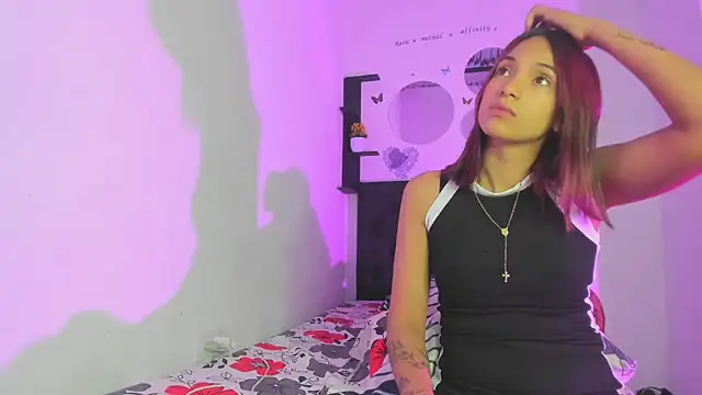 sapphire brown20 online show from March 16, 2026, 12:49 am