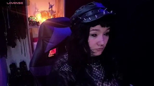 Snapshot of aradia_66 chatting on May 18, 2026, 3:35 am aradia 66 online show from May 18, 2026, 3:35 am