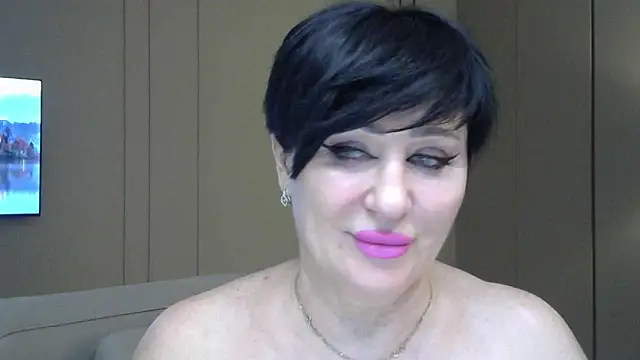 Snapshot of Kleotempt chatting on May 17, 2026, 11:45 pm Kleotempt online show from May 17, 2026, 11:45 pm