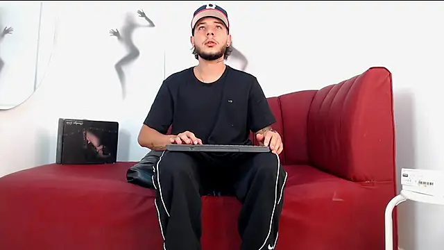 luxesmith online show from March 19, 2026, 11:20 pm