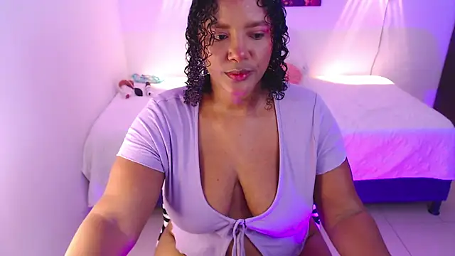 Snapshot of Bonnydopson07 chatting on April 17, 2026, 12:52 pm Bonnydopson07 online show from April 17, 2026, 12:52 pm