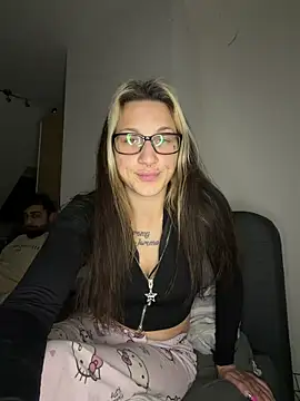 nunezlucx online show from March 29, 2026, 1:38 am