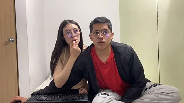 ScorpionDark11 online show from April 12, 2026, 2:16 am