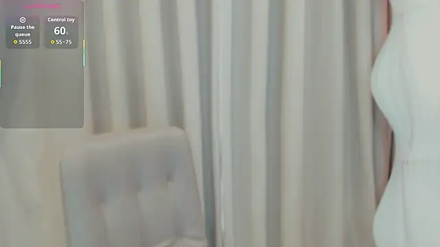 Snapshot of daniela-rush chatting on May 8, 2026, 1:33 am daniela-rush online show from May 8, 2026, 1:33 am