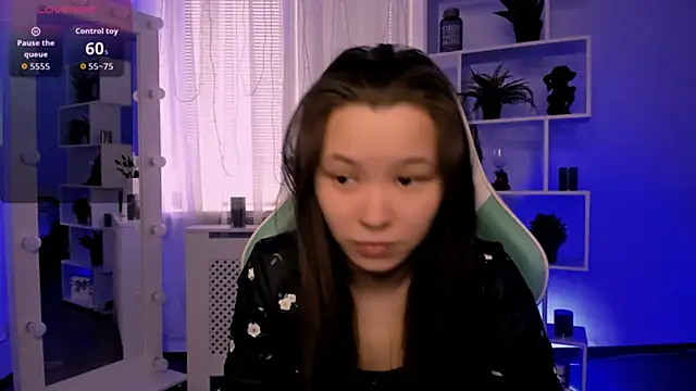 Snapshot of Maya_soft chatting on April 1, 2026, 6:14 am Maya soft online show from April 1, 2026, 6:14 am