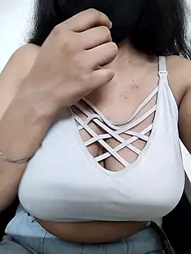 Snapshot of jannt_15 chatting on February 28, 2026, 6:25 am jannt 15 online show from February 28, 2026, 6:25 am