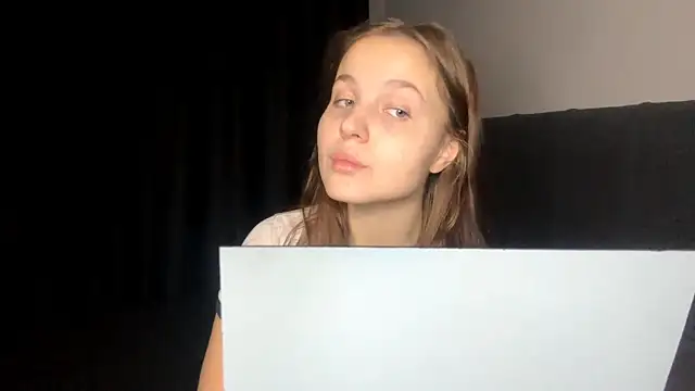 LowriseZiziphus online show from February 28, 2026, 3:13 pm