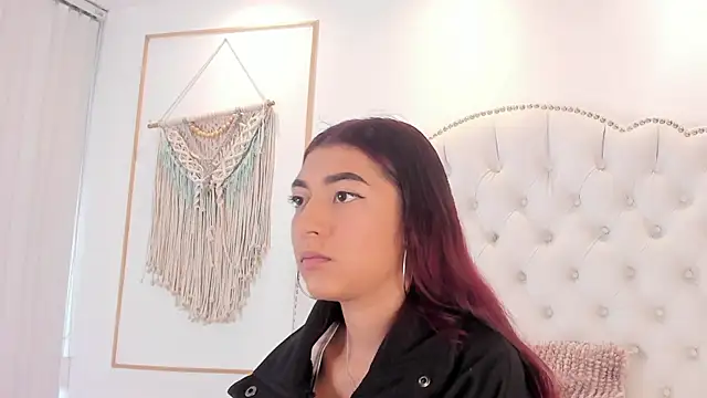 Snapshot of Sara_funy chatting on April 8, 2026, 11:32 am Sara funy online show from April 8, 2026, 11:32 am