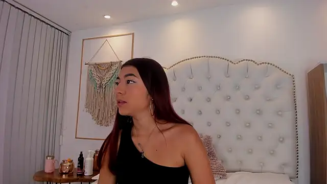 Snapshot of Sara_funy chatting on April 14, 2026, 10:54 am Sara funy online show from April 14, 2026, 10:54 am