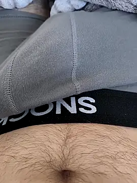 XTo95 online show from April 8, 2026, 9:42 am